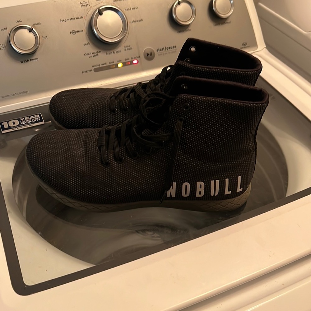 No Bull hi tops.  Size 12